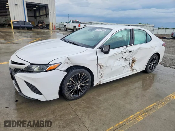 ✅ 2019 Toyota Camry LE • VIN: 4T1B11HK4KU203398 • Лот: 52507406. Опубліковано раніше на Copart з пробігом 157 029 миль. Безкоштовний доступ до архіву аукціонних продажів зі США та докладний звіт про історію автомобіля на DreamBid. Зображення 1.