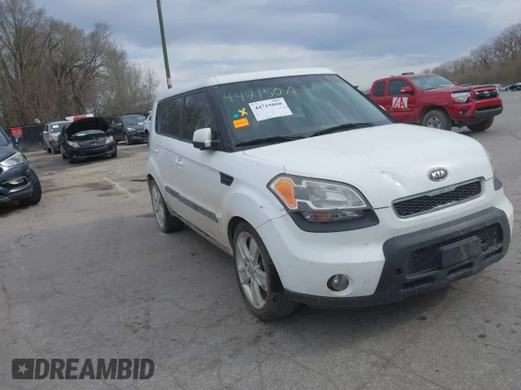 ✅ 2011 Kia Soul + • VIN: KNDJT2A29B7722097 • Lot: 44715050. Wystawiony na IAAI z przebiegiem 223 012 mil. Bezpłatny archiwum sprzedaży aukcyjnych z USA i szczegółowy raport historii pojazdu na DreamBid. Zdjęcie 1.