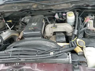 2004 Dodge 3500 ST z VIN 3D7LU38C44G208973, wystawiony jako IAAI lot #41966078 z przebiegiem 268 093 mil mil oraz . Historia ofert i sprzedaży dostępna na DreamBid. Obrazek 19.