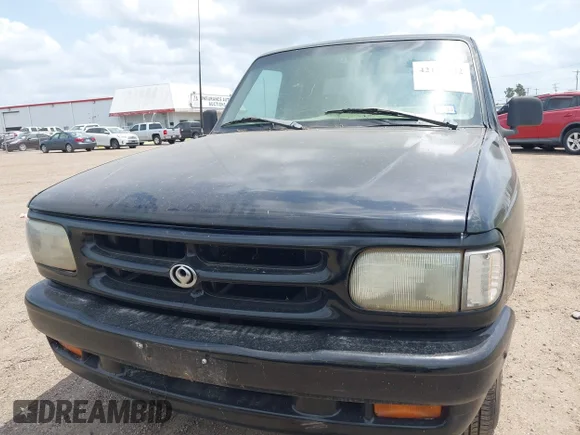 ✅ 1994 Mazda B-Series • VIN: 4F4CR16A1RTM86779 • Лот: 42170722. Опубліковано раніше на IAAI з пробігом 196 174 миль. Безкоштовний доступ до архіву аукціонних продажів зі США та докладний звіт про історію автомобіля на DreamBid. Зображення 6.