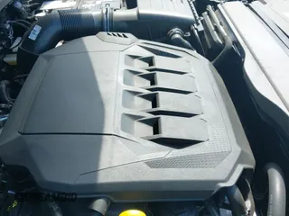 ✅ 2025 Audi Q3 S line Premium • VIN: WA1DECF39S1057116 • Lot: 43202256. Wystawiony na IAAI z przebiegiem 16 195 mil. Bezpłatny archiwum sprzedaży aukcyjnych z USA i szczegółowy raport historii pojazdu na DreamBid. Zdjęcie 21.