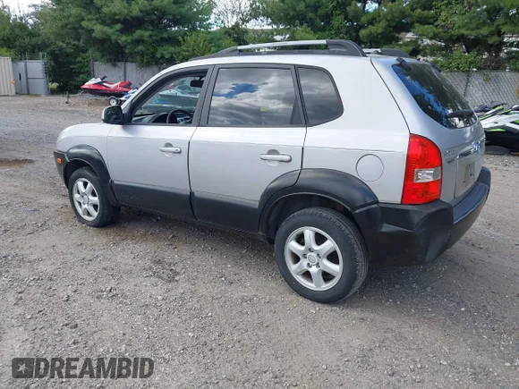 ✅ 2005 Hyundai Tucson GLS • VIN: KM8JN72D05U043134 • Lot: 43136454. Wystawiony na IAAI z przebiegiem 119 927 mil. Bezpłatny archiwum sprzedaży aukcyjnych z USA i szczegółowy raport historii pojazdu na DreamBid. Zdjęcie 3.