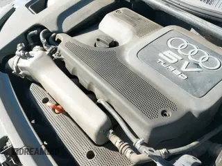 ✅ 2005 Audi TT • VIN: TRUSC28N551004130 • Lot: 41422272. Wystawiony na IAAI z przebiegiem 133 048 mil. Bezpłatny archiwum sprzedaży aukcyjnych z USA i szczegółowy raport historii pojazdu na DreamBid. Zdjęcie 12.