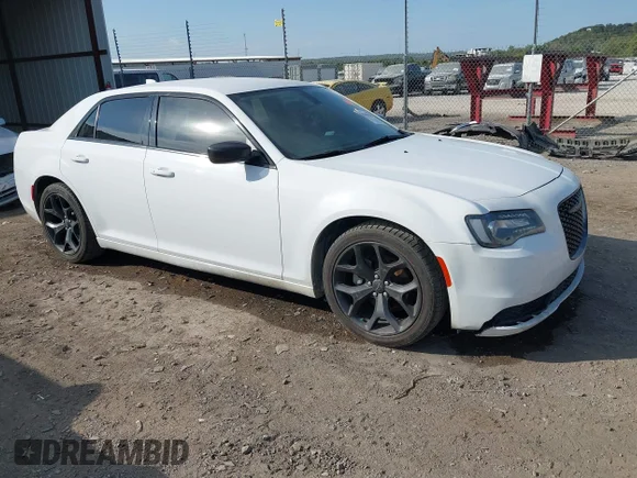 2023 Chrysler 300 Touring