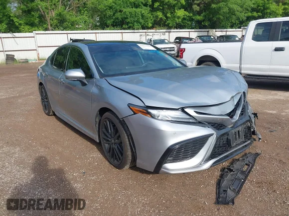 ✅ 2024 Toyota Camry XSE • VIN: 4T1KZ1AKXRU089789 • Lot: 44839322. Wystawiony na IAAI z przebiegiem 56 595 mil. Bezpłatny archiwum sprzedaży aukcyjnych z USA i szczegółowy raport historii pojazdu na DreamBid. Zdjęcie 1.