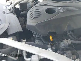 ✅ 2019 Kia Stinger • VIN: KNAE15LAXK6046596 • Lot: 42394048. Wystawiony na IAAI z przebiegiem 104 518 mil. Bezpłatny archiwum sprzedaży aukcyjnych z USA i szczegółowy raport historii pojazdu na DreamBid. Zdjęcie 19.