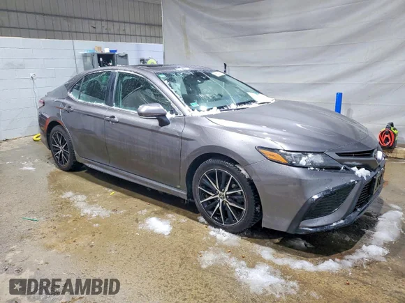 ✅ 2021 Toyota Camry SE • VIN: 4T1T11AK1MU544923 • Lot: 98620655. Wystawiony na Copart z przebiegiem 45 886 mil. Bezpłatny archiwum sprzedaży aukcyjnych z USA i szczegółowy raport historii pojazdu na DreamBid. Zdjęcie 4.