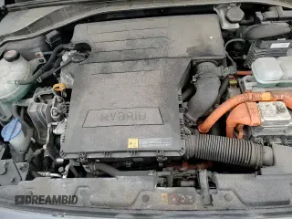 ✅ 2018 Hyundai Ioniq Blue • VIN: KMHC65LC4JU075076 • Lot: 86425814. Wystawiony na Copart z przebiegiem 93 445 mil. Bezpłatny archiwum sprzedaży aukcyjnych z USA i szczegółowy raport historii pojazdu na DreamBid. Zdjęcie 13.