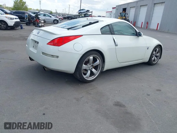 ✅ 2006 Nissan 350Z Enthusiast • VIN: JN1AZ34E26M354513 • Lot: 42121390. Wystawiony na IAAI z przebiegiem 174 205 mil. Bezpłatny archiwum sprzedaży aukcyjnych z USA i szczegółowy raport historii pojazdu na DreamBid. Zdjęcie 4.