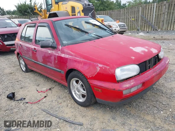 ✅ 1994 Volkswagen Golf • VIN: 3VWFA21H2RM027778 • Лот: 42878364. Опубликован ранее на IAAI с пробегом Не указан. Бесплатный доступ к архиву аукционных продаж из США и подробный отчёт об истории автомобиля на DreamBid. Изображение 1.