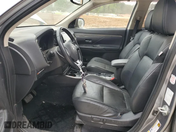 ✅ 2019 Mitsubishi Outlander ES • VIN: JA4AZ3A38KZ041456 • Lot: 46876613. Wystawiony na Copart z przebiegiem 116 935 mil. Bezpłatny archiwum sprzedaży aukcyjnych z USA i szczegółowy raport historii pojazdu na DreamBid. Zdjęcie 7.
