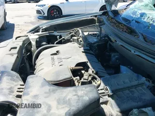 ✅ 2016 Mitsubishi Outlander SE • VIN: JA4AD3A36GZ007490 • Lot: 42892004. Wystawiony na IAAI z przebiegiem 84 060 mil. Bezpłatny archiwum sprzedaży aukcyjnych z USA i szczegółowy raport historii pojazdu na DreamBid. Zdjęcie 19.