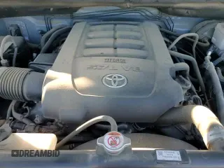 ✅ 2019 Toyota Tundra SR5 • VIN: 5TFDY5F13KX854563 • Lot: 90518715. Wystawiony na Copart z przebiegiem 67 985 mil. Bezpłatny archiwum sprzedaży aukcyjnych z USA i szczegółowy raport historii pojazdu na DreamBid. Zdjęcie 13.