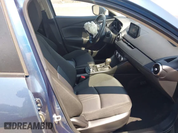 ✅ 2021 Mazda CX-3 Sport • VIN: JM1DKFB7XM1515256 • Lot: 42797423. Wystawiony na IAAI z przebiegiem 47 983 mil. Bezpłatny archiwum sprzedaży aukcyjnych z USA i szczegółowy raport historii pojazdu na DreamBid. Zdjęcie 5.