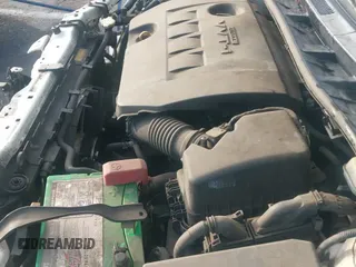 ✅ 2013 Toyota Corolla LE • VIN: 5YFBU4EEXDP218211 • Lot: 43722335. Wystawiony na IAAI z przebiegiem 215 587 mil. Bezpłatny archiwum sprzedaży aukcyjnych z USA i szczegółowy raport historii pojazdu na DreamBid. Zdjęcie 20.