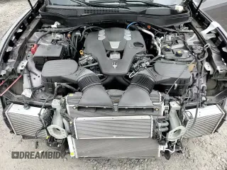 ✅ 2022 Maserati Levante GT • VIN: ZN661XUA7NX383547 • Lot: 62402015. Listed on Copart with 15,324 mi. Free auction sales archive from the USA and detailed vehicle history report at DreamBid. Image 14.