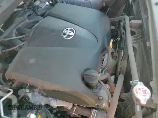 ✅ 2020 Toyota Highlander Limited • VIN: 5TDFZRAH7LS027559 • Lot: 53901405. Wystawiony na Copart z przebiegiem 62 957 mil. Bezpłatny archiwum sprzedaży aukcyjnych z USA i szczegółowy raport historii pojazdu na DreamBid. Zdjęcie 17.