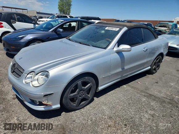 ✅ 2006 Mercedes-Benz CLK 500 • VIN: WDBTK75G46T062108 • Lot: 56496016. Wystawiony na Copart z przebiegiem 99 551 mil. Bezpłatny archiwum sprzedaży aukcyjnych z USA i szczegółowy raport historii pojazdu na DreamBid. Zdjęcie 1.