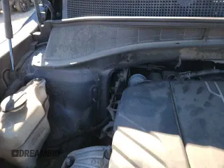 ✅ 2017 Kia Sorento SX • VIN: 5XYPKDA53HG244967 • Lot: 85398315. Wystawiony na Copart z przebiegiem 121 540 mil. Bezpłatny archiwum sprzedaży aukcyjnych z USA i szczegółowy raport historii pojazdu na DreamBid. Zdjęcie 14.