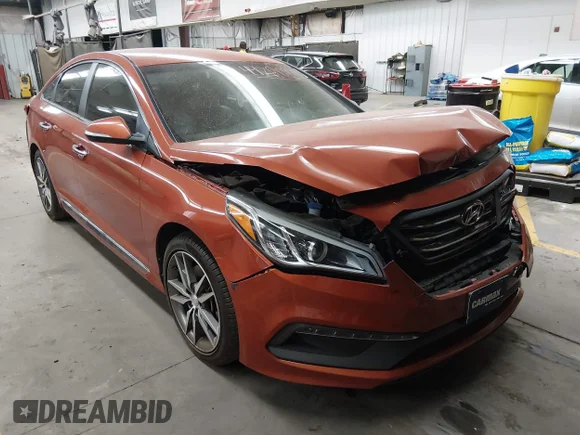 ✅ 2015 Hyundai Sonata Limited • VIN: 5NPE34AB2FH102853 • Lot: 44780976. Wystawiony na IAAI z przebiegiem Nie podano. Bezpłatny archiwum sprzedaży aukcyjnych z USA i szczegółowy raport historii pojazdu na DreamBid. Zdjęcie 1.