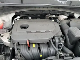 ✅ 2021 Kia Sportage EX • VIN: KNDPNCAC9M7889372 • Lot: 82324945. Wystawiony na Copart z przebiegiem 43 496 mil. Bezpłatny archiwum sprzedaży aukcyjnych z USA i szczegółowy raport historii pojazdu na DreamBid. Zdjęcie 16.