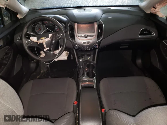 ✅ 2018 Chevrolet Cruze LT • VIN: 1G1BE5SM0J7193131 • Lot: 42186383. Wystawiony na Copart z przebiegiem 42 361 mil. Bezpłatny archiwum sprzedaży aukcyjnych z USA i szczegółowy raport historii pojazdu na DreamBid. Zdjęcie 8.