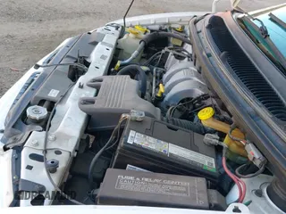 ✅ 2000 Dodge Caravan SE • VIN: 1B4GP44G4YB581993 • Lot: 43564036. Listed on IAAI with 89,748 mi. Free auction sales archive from the USA and detailed vehicle history report at DreamBid. Image 20.