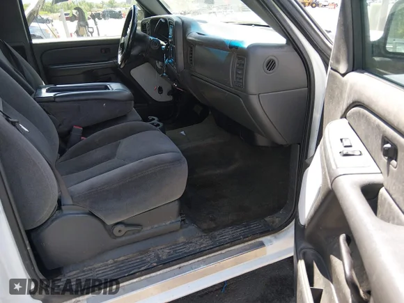 ✅ 2006 GMC Sierra 1500 SLE1 • VIN: 2GTEK19B261326079 • Лот: 45103535. Опубликован ранее на IAAI с пробегом 355 155 миль. Бесплатный доступ к архиву аукционных продаж из США и подробный отчёт об истории автомобиля на DreamBid. Изображение 5.