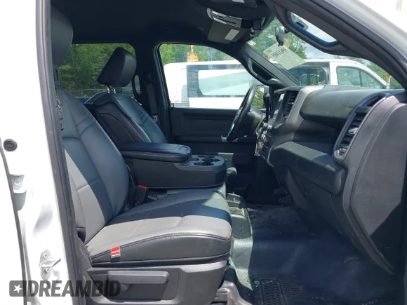 ✅ 2022 Ram 2500 Tradesman • VIN: 3C6UR5CLXNG368285 • Лот: 39611405. Опубліковано раніше на IAAI з пробігом 25 645 миль. Безкоштовний доступ до архіву аукціонних продажів зі США та докладний звіт про історію автомобіля на DreamBid. Зображення 5.