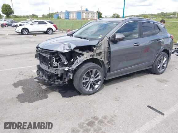 ✅ 2021 Buick Encore GX Select • VIN: KL4MMDS25MB052174 • Lot: 44952000. Listed on IAAI with 25,673 mi. Free auction sales archive from the USA and detailed vehicle history report at DreamBid. Image 2.