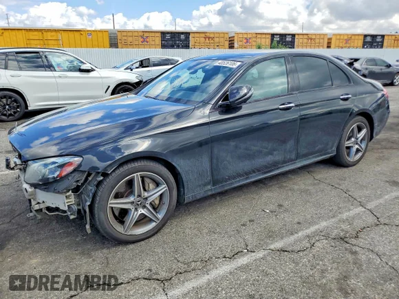 ✅ 2019 Mercedes-Benz E 450 • VIN: WDDZF6JB1KA525869 • Лот: 48526106. Опубліковано раніше на Copart з пробігом 139 698 миль. Безкоштовний доступ до архіву аукціонних продажів зі США та докладний звіт про історію автомобіля на DreamBid. Зображення 1.