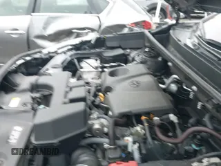 ✅ 2024 Toyota RAV4 XLE Premium • VIN: 2T3A1RFV7RC399539 • Lot: 43303069. Wystawiony na IAAI z przebiegiem 10 660 mil. Bezpłatny archiwum sprzedaży aukcyjnych z USA i szczegółowy raport historii pojazdu na DreamBid. Zdjęcie 19.