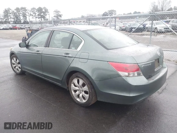 ✅ 2008 Honda Accord EX • VIN: JHMCP26718C004186 • Lot: 44372102. Wystawiony na IAAI z przebiegiem 241 794 mil. Bezpłatny archiwum sprzedaży aukcyjnych z USA i szczegółowy raport historii pojazdu na DreamBid. Zdjęcie 3.