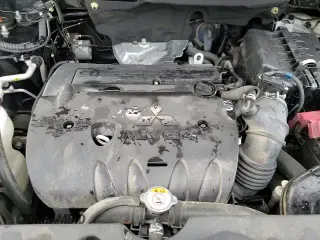 ✅ 2020 Mitsubishi Outlander ES • VIN: JA4AP3AUXLU009332 • Lot: 93838545. Listed on Copart with 147,402 mi. Free auction sales archive from the USA and detailed vehicle history report at DreamBid. Image 14.