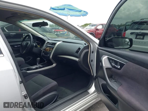 ✅ 2013 Nissan Altima S • VIN: 1N4AL3AP8DC142843 • Lot: 45486520. Wystawiony na IAAI z przebiegiem 160 695 mil. Bezpłatny archiwum sprzedaży aukcyjnych z USA i szczegółowy raport historii pojazdu na DreamBid. Zdjęcie 5.