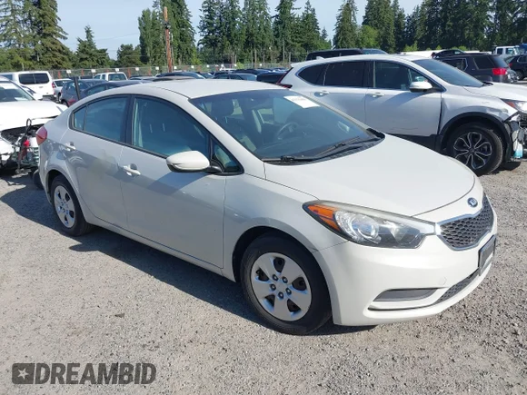 ✅ 2014 Kia Forte LX • VIN: KNAFK4A68E5136477 • Лот: 45375080. Опубліковано раніше на IAAI з пробігом 79 474 миль. Безкоштовний доступ до архіву аукціонних продажів зі США та докладний звіт про історію автомобіля на DreamBid. Зображення 1.