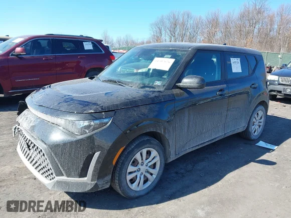 ✅ 2023 Kia Soul S • VIN: KNDJ23AU8P7870694 • Lot: 44507676. Wystawiony na IAAI z przebiegiem 53 278 mil. Bezpłatny archiwum sprzedaży aukcyjnych z USA i szczegółowy raport historii pojazdu na DreamBid. Zdjęcie 2.