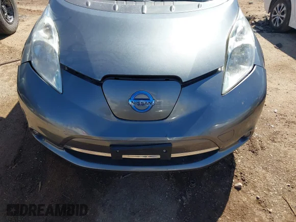 ✅ 2015 Nissan LEAF SV • VIN: 1N4AZ0CP2FC314782 • Lot: 41786599. Wystawiony na IAAI z przebiegiem 84 583 mil. Bezpłatny archiwum sprzedaży aukcyjnych z USA i szczegółowy raport historii pojazdu na DreamBid. Zdjęcie 6.