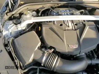 ✅ 2024 Cadillac CT5-V Blackwing • VIN: 1G6D25R67R0860526 • Lot: 82388965. Wystawiony na Copart z przebiegiem 9 929 mil. Bezpłatny archiwum sprzedaży aukcyjnych z USA i szczegółowy raport historii pojazdu na DreamBid. Zdjęcie 13.