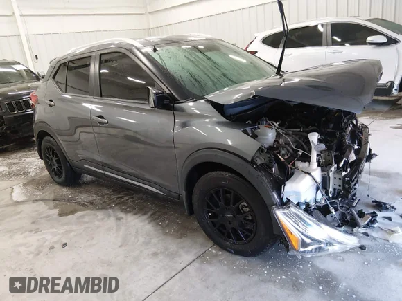 ✅ 2019 Nissan Kicks SR • VIN: 3N1CP5CU0KL564258 • Lot: 44612494. Listed on IAAI with 61,237 mi. Free auction sales archive from the USA and detailed vehicle history report at DreamBid. Image 1.