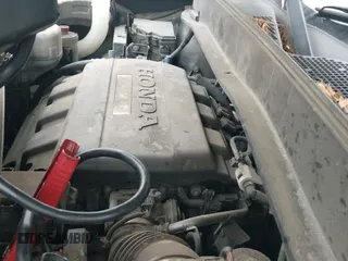 2010 Honda Pilot LX with VIN 5FNYF4H25AB006300, listed as a IAAI auction lot 42836359 with 205,176 mi miles and . Bid and sale history available at DreamBid. Image 12.