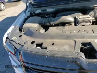 ✅ 2020 Ram 1500 Big Horn • VIN: 1C6SRFFT6LN264227 • Lot: 93021825. Wystawiony na Copart z przebiegiem 83 280 mil. Bezpłatny archiwum sprzedaży aukcyjnych z USA i szczegółowy raport historii pojazdu na DreamBid. Zdjęcie 13.