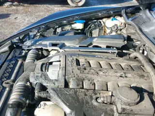 ✅ 2011 Porsche Cayenne Turbo • VIN: WP1AC2A24BLA81270 • Lot: 41178517. Wystawiony na IAAI z przebiegiem 186 094 mil. Bezpłatny archiwum sprzedaży aukcyjnych z USA i szczegółowy raport historii pojazdu na DreamBid. Zdjęcie 20.