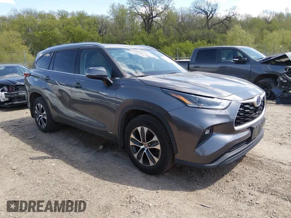 ✅ 2021 Toyota Highlander Hybrid XLE • VIN: 5TDGBRCH0MS528476 • Lot: 45028538. Listed on IAAI with 112,481 mi. Free auction sales archive from the USA and detailed vehicle history report at DreamBid. Image 1.