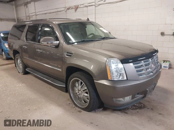 ✅ 2012 Cadillac Escalade ESV Luxury • VIN: 1GYS4HEF4CR144914 • Lot: 42293000. Listed on IAAI with 160,022 mi. Free auction sales archive from the USA and detailed vehicle history report at DreamBid. Image 1.