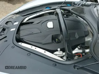 ✅ 2017 Porsche Panamera • VIN: WP0AA2A75HL102557 • Lot: 42699796. Wystawiony na IAAI z przebiegiem 133 678 mil. Bezpłatny archiwum sprzedaży aukcyjnych z USA i szczegółowy raport historii pojazdu na DreamBid. Zdjęcie 20.