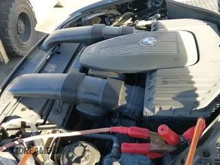 ✅ 2008 BMW X5 4.8i • VIN: 5UXFE835X8L166911 • Lot: 43646803. Wystawiony na IAAI z przebiegiem 215 917 mil. Bezpłatny archiwum sprzedaży aukcyjnych z USA i szczegółowy raport historii pojazdu na DreamBid. Zdjęcie 19.