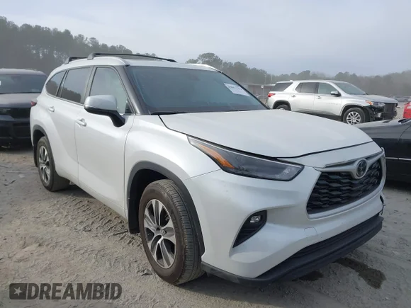 ✅ 2024 Toyota Highlander LE • VIN: 5TDKDRAH6RS534281 • Lot: 44057253. Listed on IAAI with 23,718 mi. Free auction sales archive from the USA and detailed vehicle history report at DreamBid. Image 1.