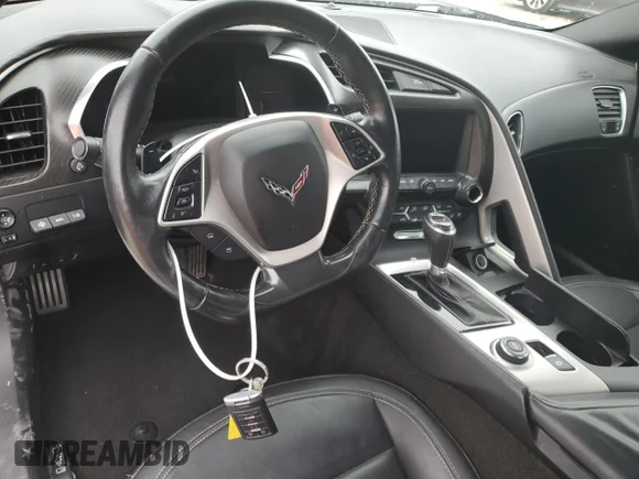 ✅ 2017 Chevrolet Corvette Grand Sport 2LT • VIN: 1G1YY2D75H5100245 • Lot: 89312455. Wystawiony na Copart z przebiegiem 73 495 mil. Bezpłatny archiwum sprzedaży aukcyjnych z USA i szczegółowy raport historii pojazdu na DreamBid. Zdjęcie 8.