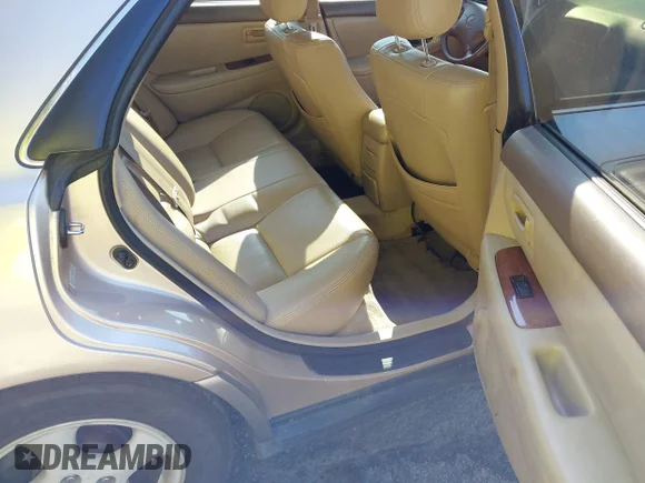 ✅ 1997 Lexus ES 300 • VIN: JT8BF22G3V5001200 • Lot: 43259097. Wystawiony na IAAI z przebiegiem 279 658 mil. Bezpłatny archiwum sprzedaży aukcyjnych z USA i szczegółowy raport historii pojazdu na DreamBid. Zdjęcie 8.